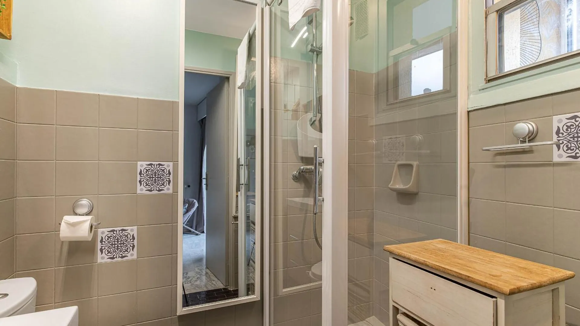 Apartment Appartement Cannes Centre Proche De La Croisette!