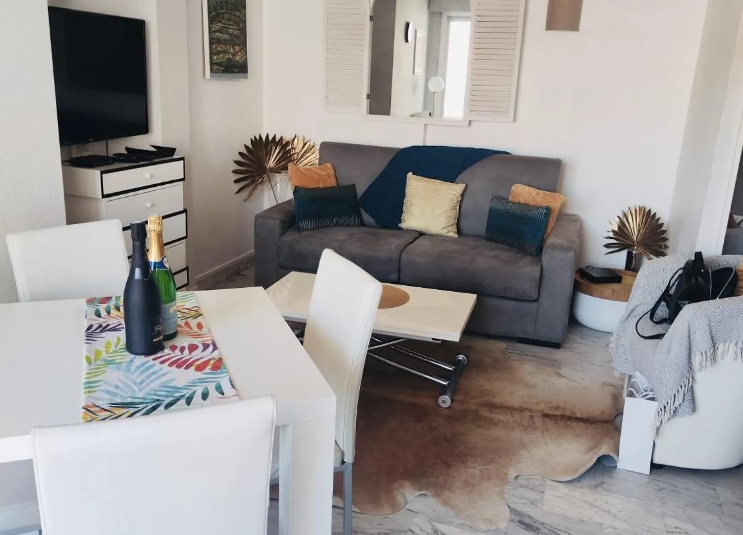 Appartement Cannes Centre Proche De La Croisette! 0*,  France